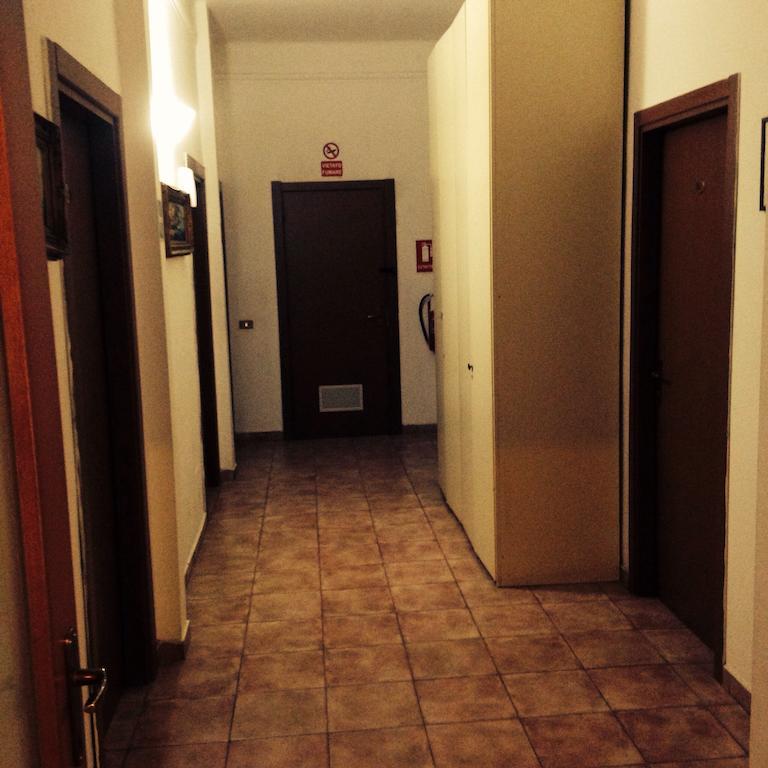 Hotel Medea มิลาน ภายนอก รูปภาพ